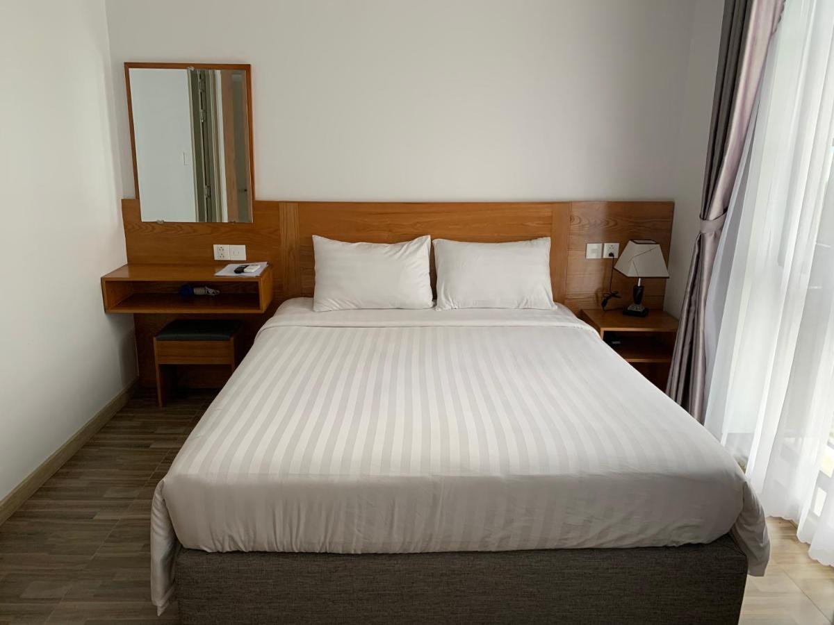 Sky Hotel دونغ دونغ المظهر الخارجي الصورة